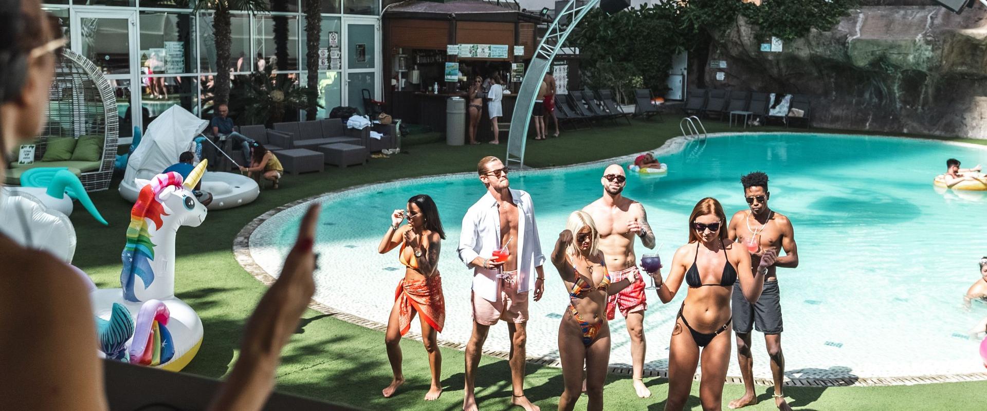 Un été épique Appartements BC Music Resort™ (Recommended for Adults) Benidorm Un été épique Appartements BC Music Resort™ (Recommended for Adults) Benidorm