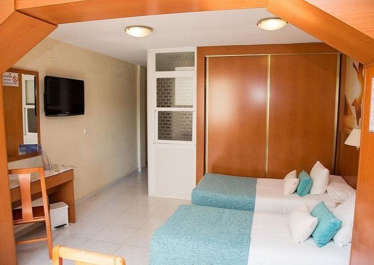 Appartement Standard (Étude + 1 Chambre) 2/5 Appartements BC Music Resort™ (Recommended for Adults) Benidorm Appartement Standard (Étude + 1 Chambre) 2/5 Appartements BC Music Resort™ (Recommended for Adults) Benidorm