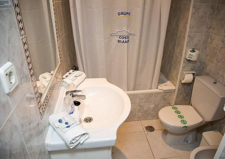 Appartement Standard (Etude + 1 Chambre + 1 Terrase) 6/6 Appartements BC Music Resort™ (Recommended for Adults) Benidorm Appartement Standard (Etude + 1 Chambre + 1 Terrase) 6/6 Appartements BC Music Resort™ (Recommended for Adults) Benidorm